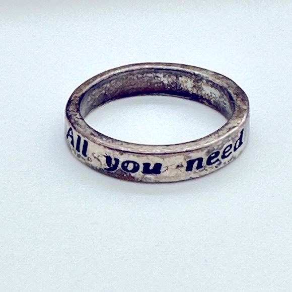 Vintage Silver Love Band Ring - Picture 4 of 13